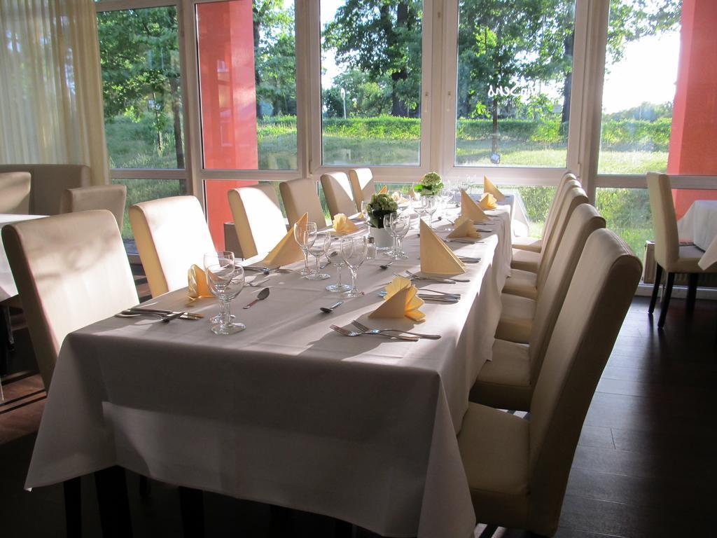 Sensconvent Hotel Michendorf 米兴多夫 外观 照片