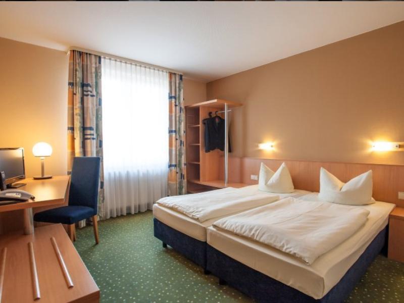 Sensconvent Hotel Michendorf 米兴多夫 外观 照片